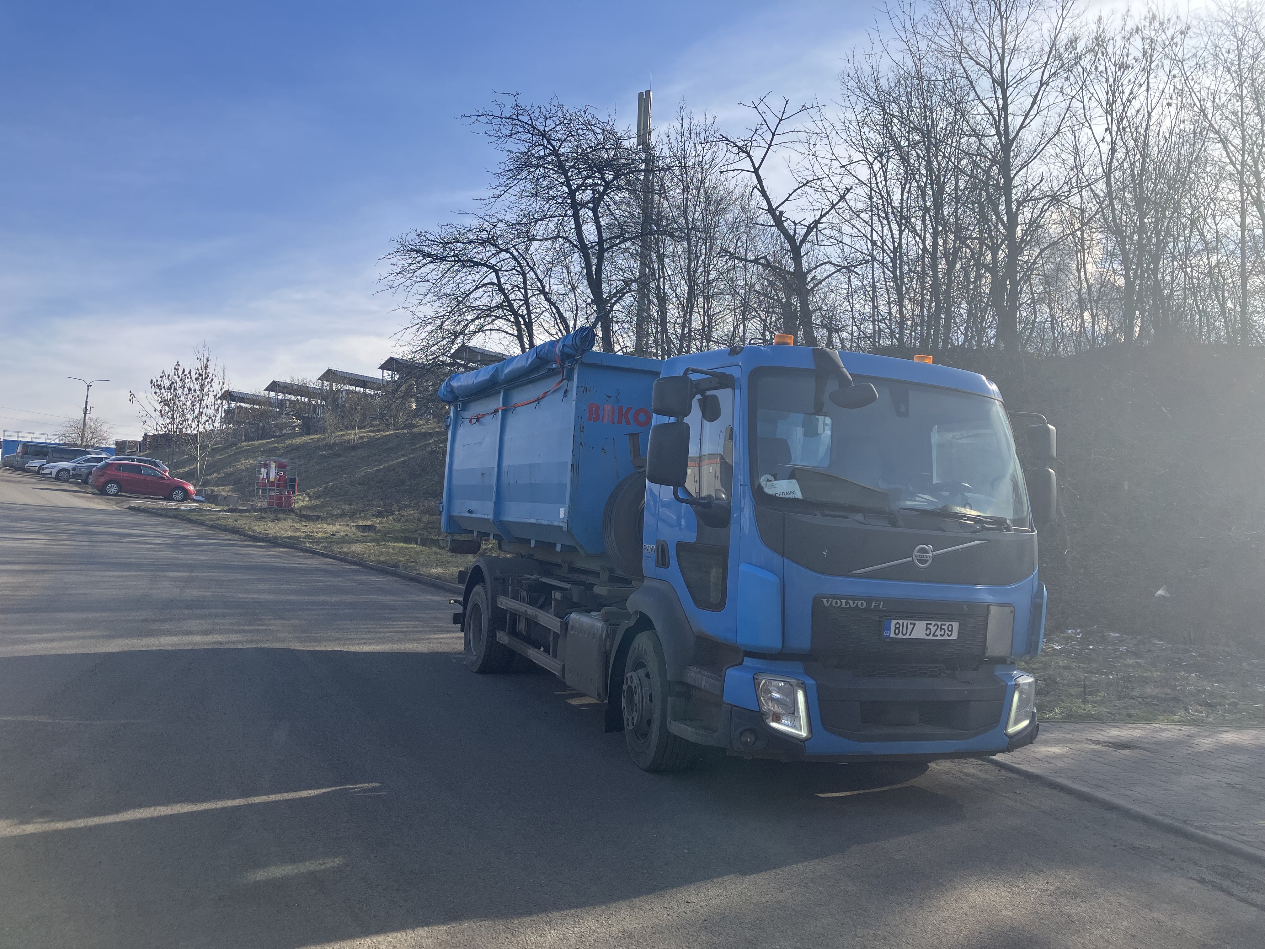 Kontejner na staveništi